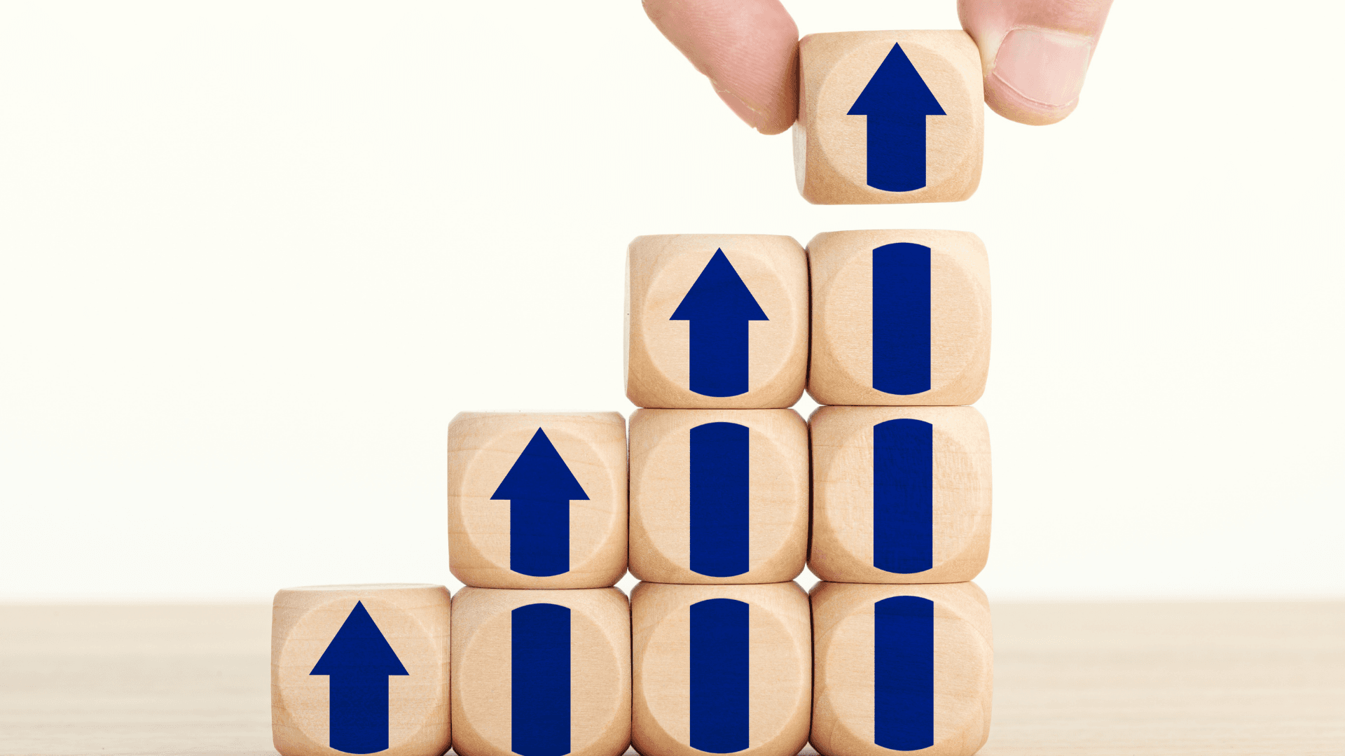 【圧迫面接対策】わざと怒る？スルーする？ 面接官の意図とメンタル防御術｜泣いたら負けではない