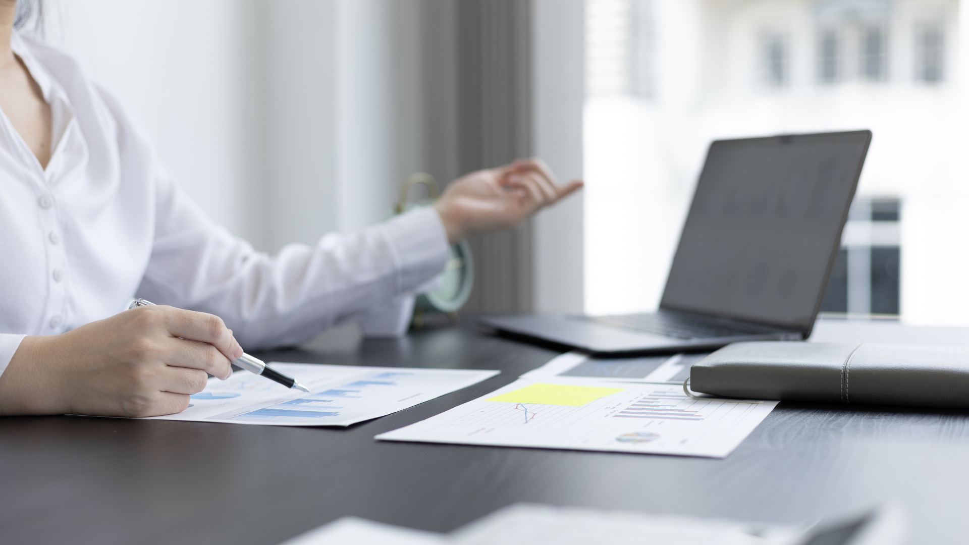 【2026年卒】旅行・観光業界は復活!JTB・HIS・楽天トラベルの就活戦略とインバウンド